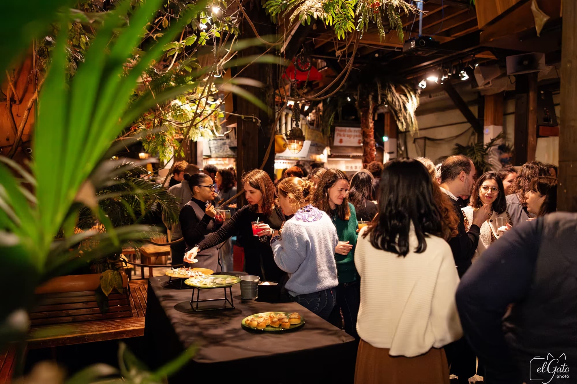 Networking lors d’un événement corporate