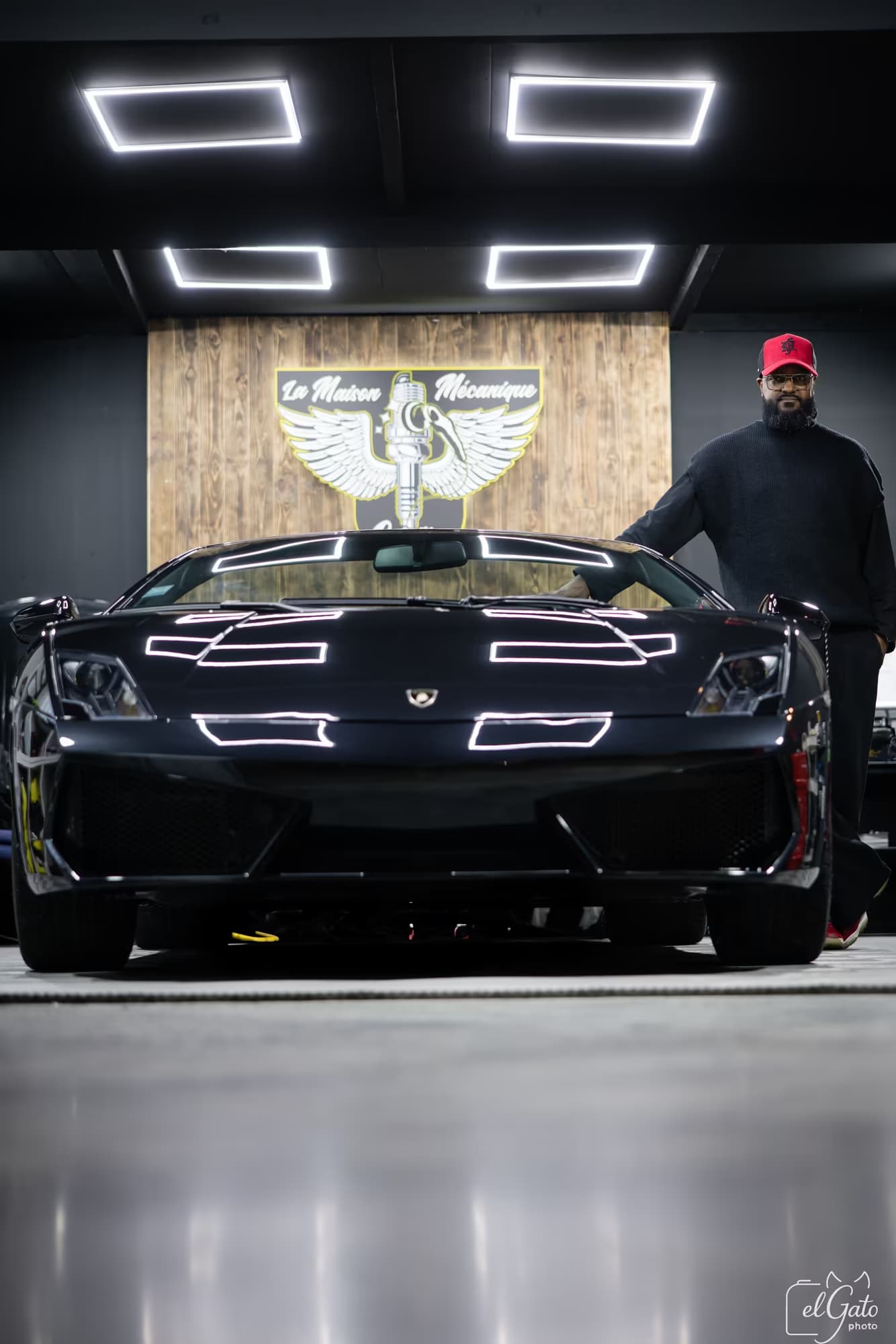 Vidéographie — tournage automobile en studio